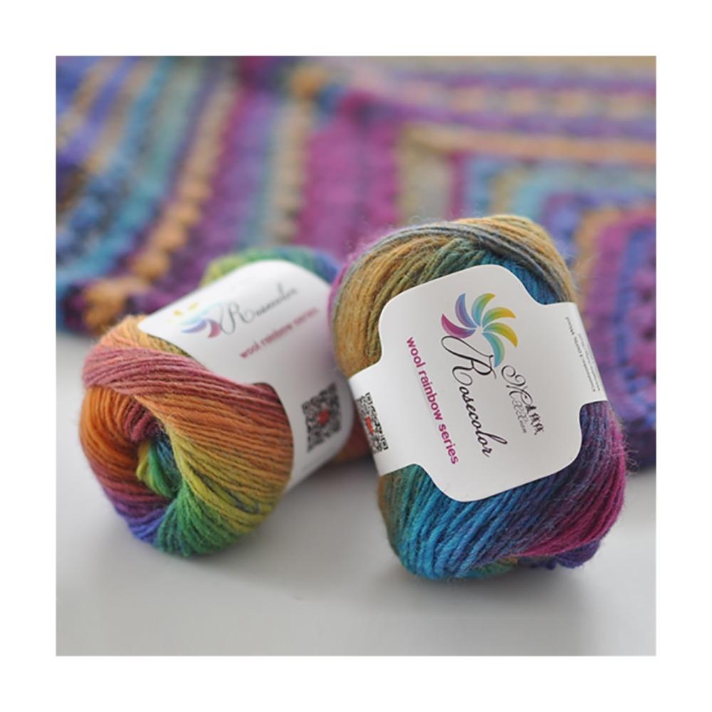Entdecken Sie die kreative Vielfalt 5x 100g Bündel Regenbogen-Häkel- & Strickgarn für kunstvolle Damenaccessoires - Handgewebte Farbexplosionen aus reiner Wolle! (Farbe