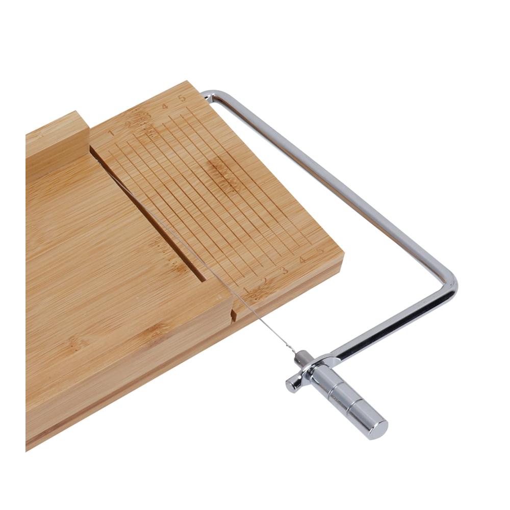 Entdecken Sie professionelle Gießformen für Seifenherstellung - 1200ml Handgefertigtes Seifenschneider-Set mit Drahtschneider Abschrägungshobel und Holzkiste zum Selbstgemachten Beschneiden