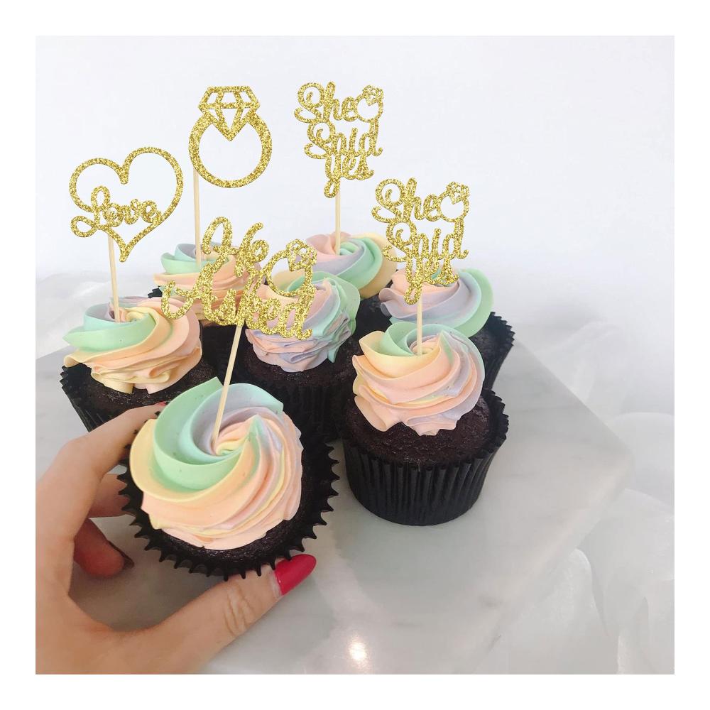 Tortendekorationssets Goldene Cupcake-Topper mit He Asked She Said Yes Aufschrift für Hochzeit Verlobung und Partys - 24 Stück Glitzer Diamant Ring Herz Liebe