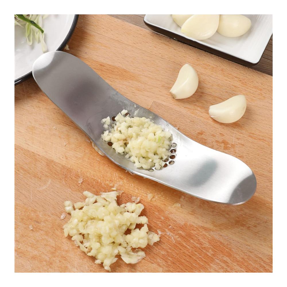 Premium Knoblauchpresse Set - Edelstahl Wippe mit Silikon-Schäler - Ergonomisches Design für müheloses Pressen - Inklusive 2 Werkzeugen zur Knoblauchherstellung - MOJOTIC Qualitätsgarantie