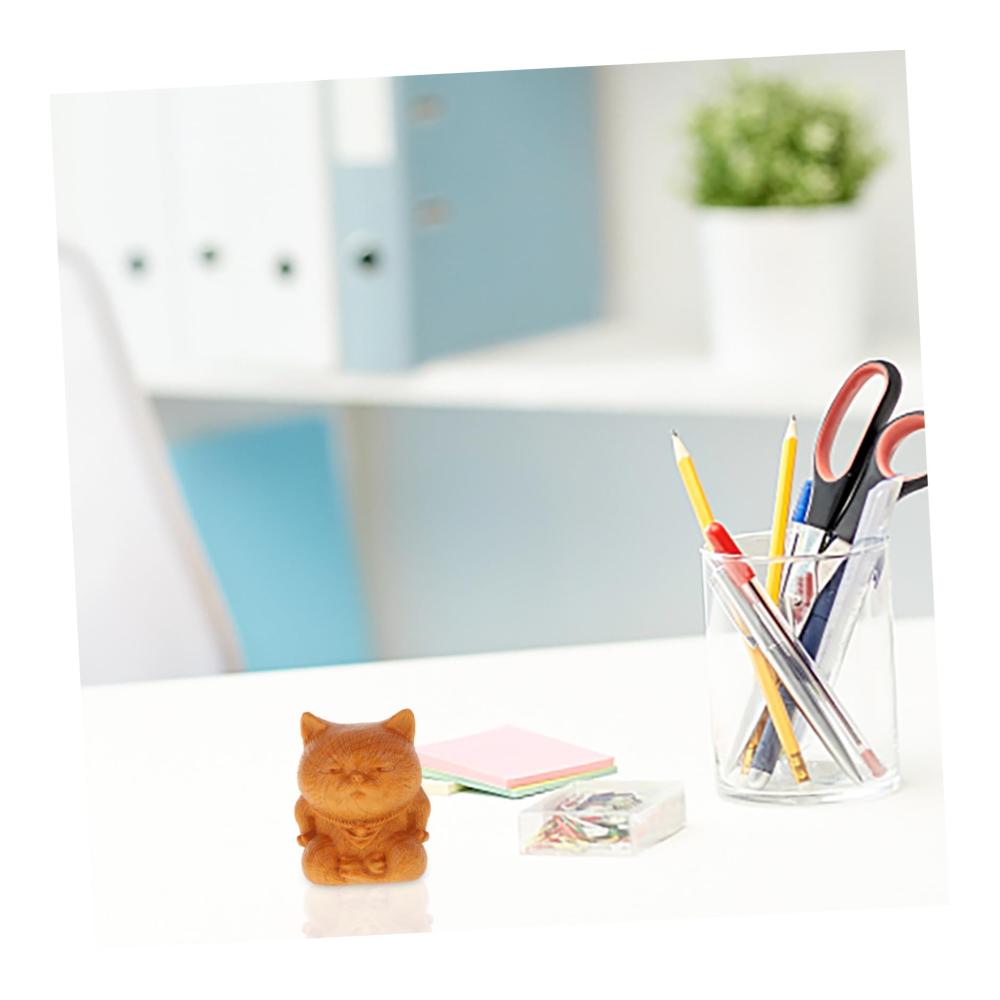 Entzückende handgeschnitzte Holzpuppen Perfekte Miniaturdekoration für Sammler und Geschenkidee für Kinder