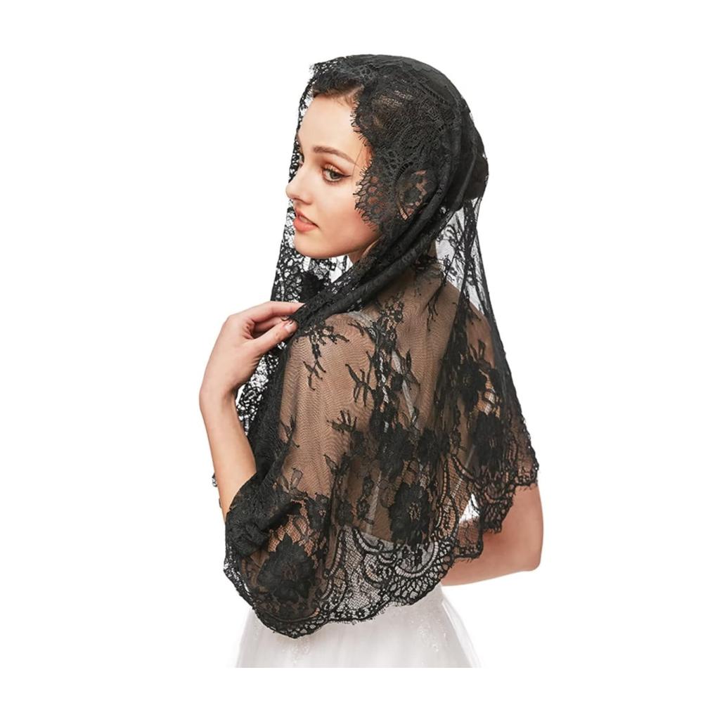 Entdecken Sie elegante Brautaccessoires RUNRAYAY Raillyla - Schleier und mehr für die perfekte Traumhochzeit - Inspirierende schwarze Akzente für große Trauzeugin