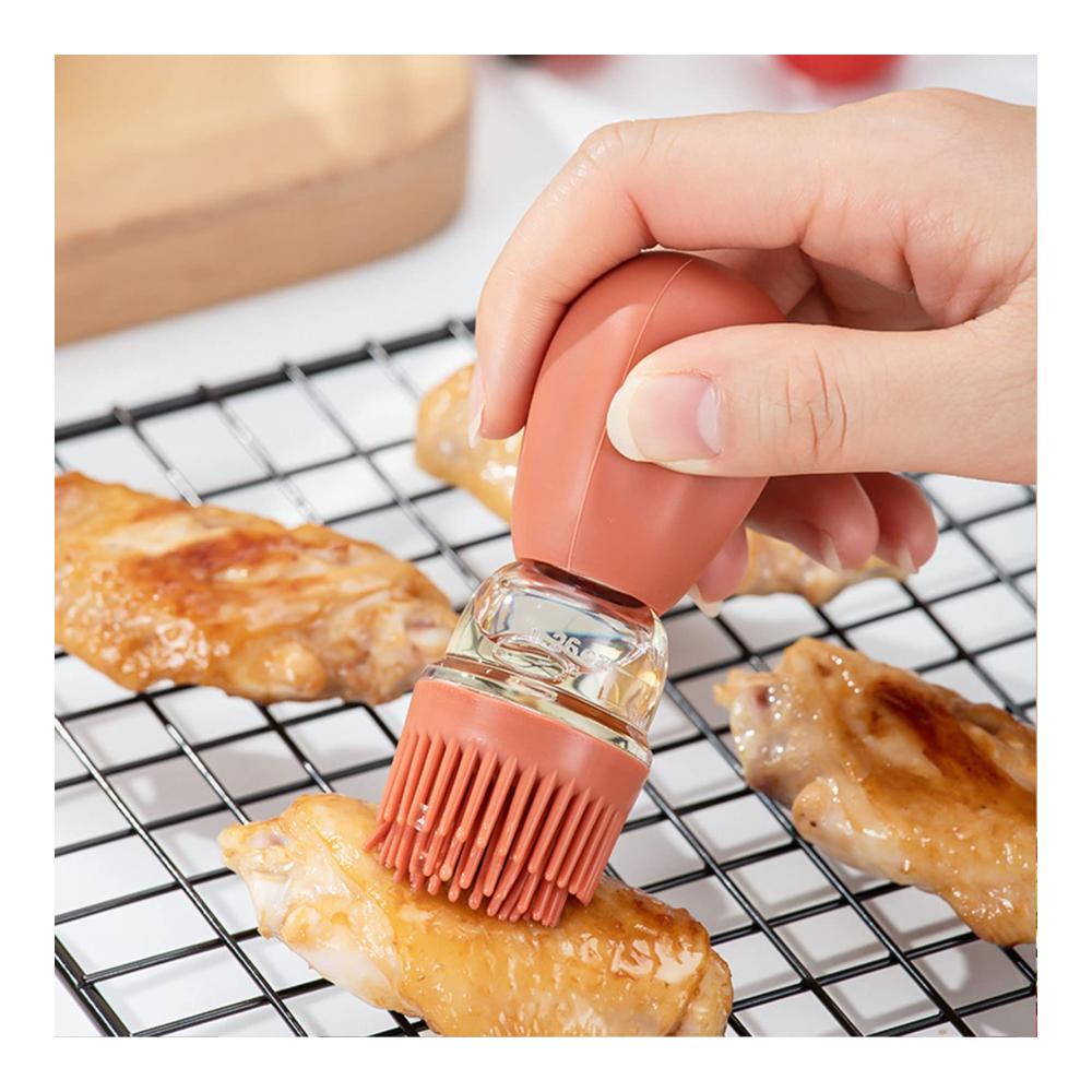 Flaschenkörbe & -träger oushebck Ölflasche mit Pinsel Silikon PP Sieb & PE Saugschlauch Borosilikatglas Skala - Ideal für Speiseöl Olivenöl Salat BBQ Pasta Grillen