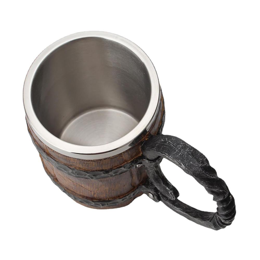 Entdecken Sie den Genuss mit unseren Premium Bierkrügen Wikinger-Trinkbecher 550 ml Holzfass-Kaffeebecher auslaufsicheres Edelstahl-Trinkgeschirr mit Griff. Handgefertigter mittelalterlicher Cocktailbecher für Tee und Kaffee – Stilvoll