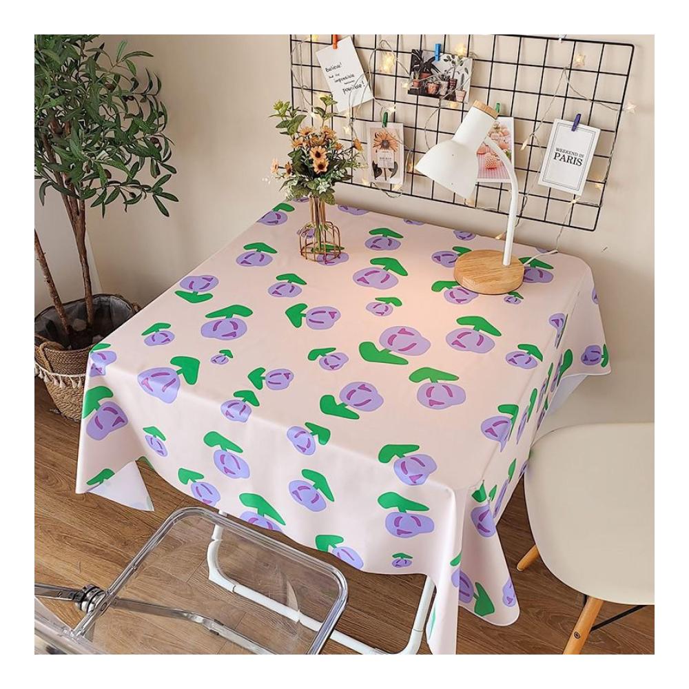 Entdecken Sie die Magie von Tischdecken! Weihnachten Tischdecke 80x120cm für unvergessliche Momente. Wetterfestes Wachstuch für Küchen- und Partyfreuden. Stilvoll und praktisch – Plastik Tischdecke mit Waterproof-Effekt. Verleihen Sie Ihrem Tisch einen festlichen Touch mit dieser rechteckigen Wachstuchtischdecke. Genießen Sie die Schönheit und Funktionalität dieser Tischdecke bei jedem Anlass