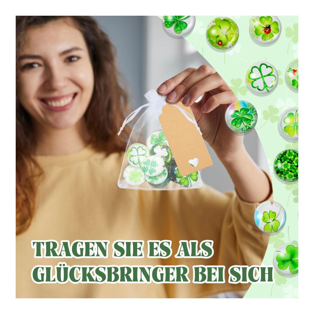 Glücksklee Granulate 24er Set Glückssteine 25mm Bunte Glassteine mit Organzasäckchen und Geschenkanhänger - Perfekte Glücksbringer für jede Gelegenheit