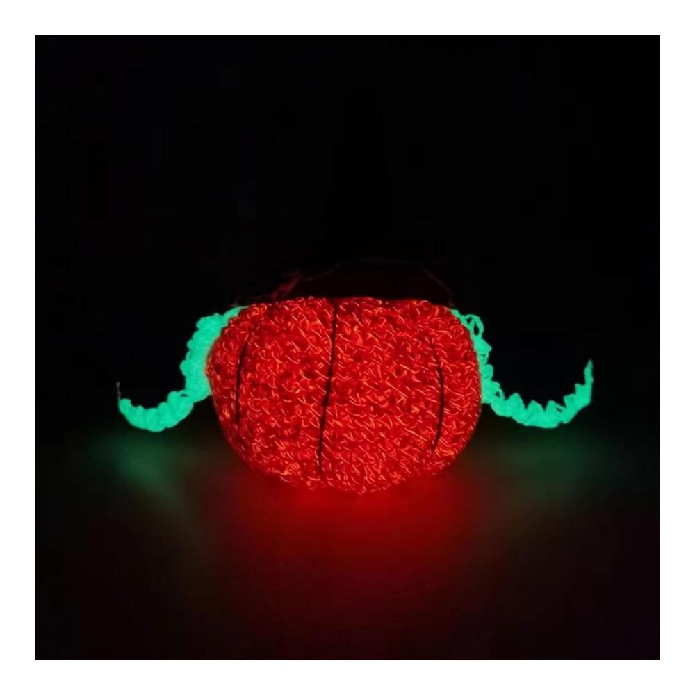 Entdecken Sie die Magie des Handwerks mit unserem Gugxiom Glow In The Dark Garn-Set! 8 Rollen hochwertiges Häkel- & Strickgarn 45 m/14764 ft pro Rolle. Polyester Glow In Dark Garn perfekt für Hüte Schals Schmuckstücke Rucksäcke Blumen und mehr. Lassen Sie Ihre kreativen Projekte im Dunkeln erstrahlen