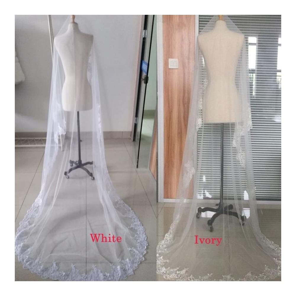 Entdecken Sie den Zauber der Liebe Eleganter CACAZI Hochzeit Brautschleier Lang mit Leichtigkeit. Vintage-Charme und einfache Spitzenkante verleihen diesem Kathedralenschleier einen Hauch von Romantik. Perfektes Brautzubehör für unvergessliche Momente. Gönnen Sie sich den luxuriösen Glanz dieses Tüll-Haarschmucks. Tauchen Sie ein in zeitlose Eleganz und feiern Sie Ihren großen Tag stilvoll