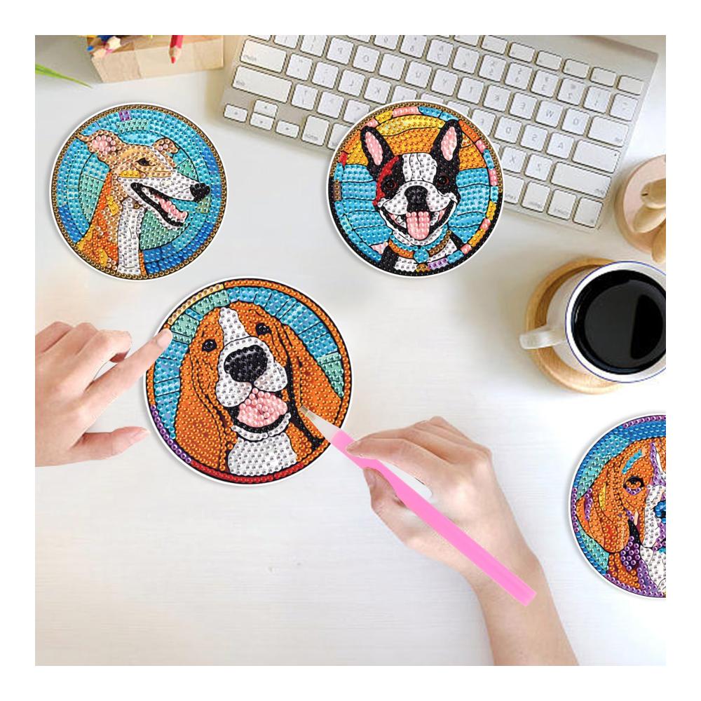 Entdecke den Glanz 4er Set Diamant Painting Untersetzer Hund | Tischuntersetzer für Kunstliebhaber | Dekorative Glasuntersetzer für stilvolle Getränke