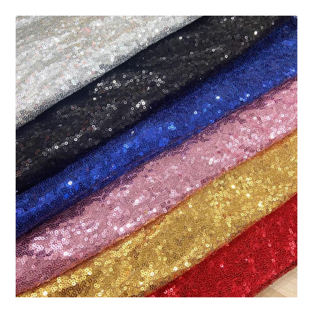 Entdecken Sie kreative Magie mit unserem exquisiten 3 Meter Paillettenstoff Glitzernde Textilien für einzigartige Näharbeiten DIY Basteln Hochzeit und Home Deko. Glamour pur! 130cm Breite Schwarz
