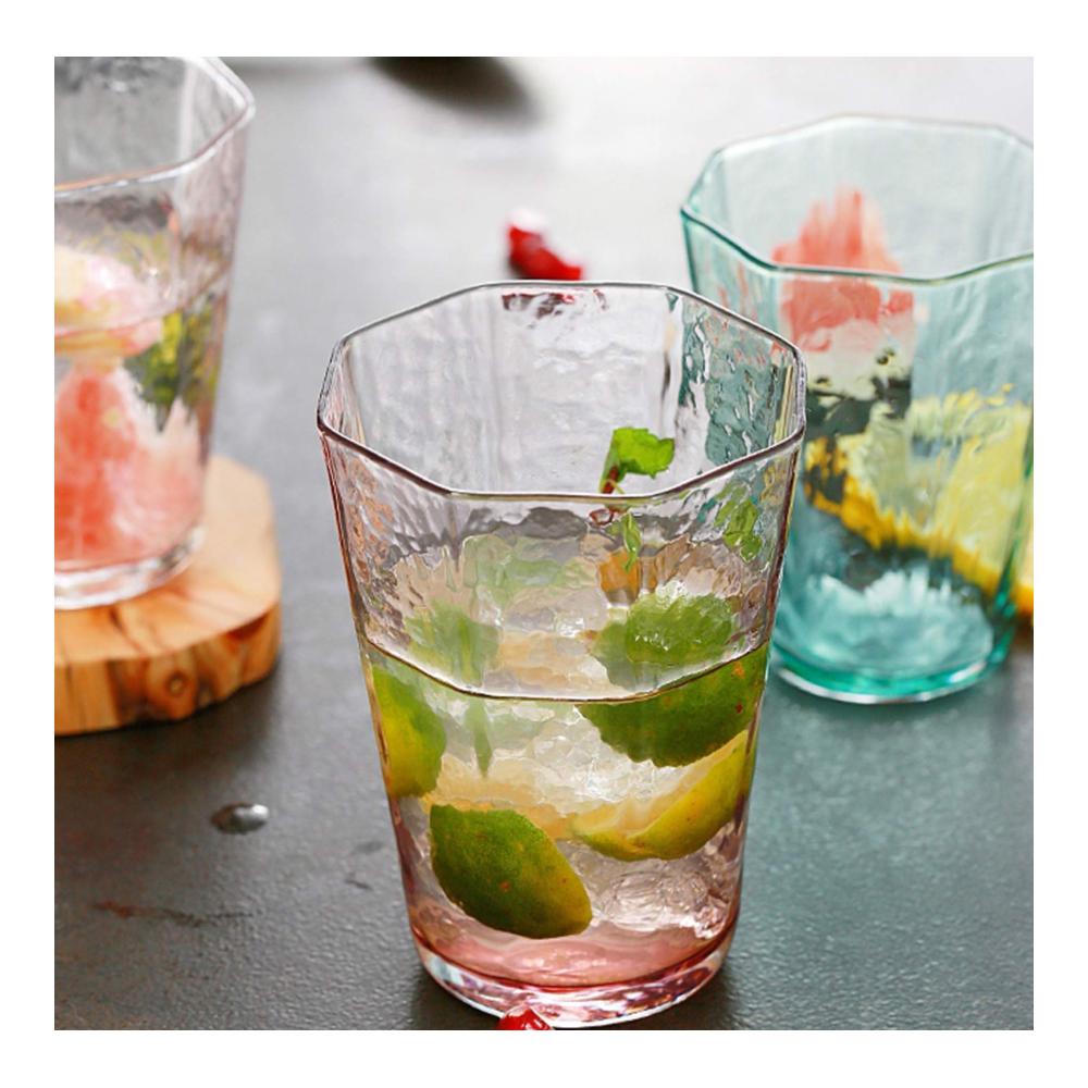 Wassergläser Edle Trinkgläser für Saft und Wasser 230ml Glasbecher Set 6 Stück Spülmaschinenfest Hochwertiges Glas Klar und elegant Perfekt für den täglichen Gebrauch Gesundes Trinken Genießen Sie Ihre Getränke stilvoll