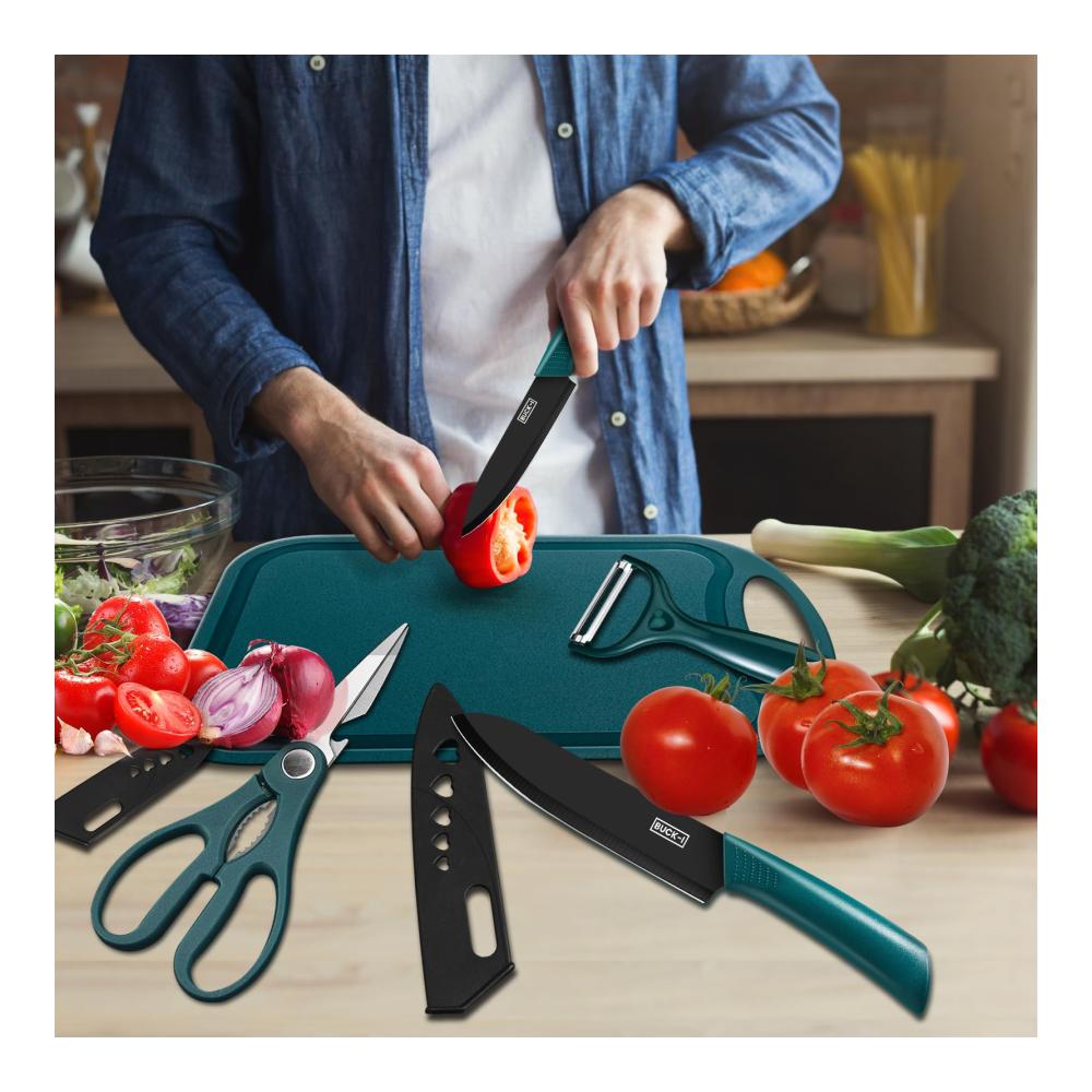 Entdecken Sie müheloses Schneiden Premium Küchenmesserset inklusive DoubleS Schneidebrett aus antibakteriellem Kunststoff mit Saftrillen. Perfekte Ergänzung mit einteiligen rutschfesten Silikongriffen und Küchenhelfer-Set. BPA-frei und spülmaschinenfest. Innovatives Design für ultimative Küchenleistung