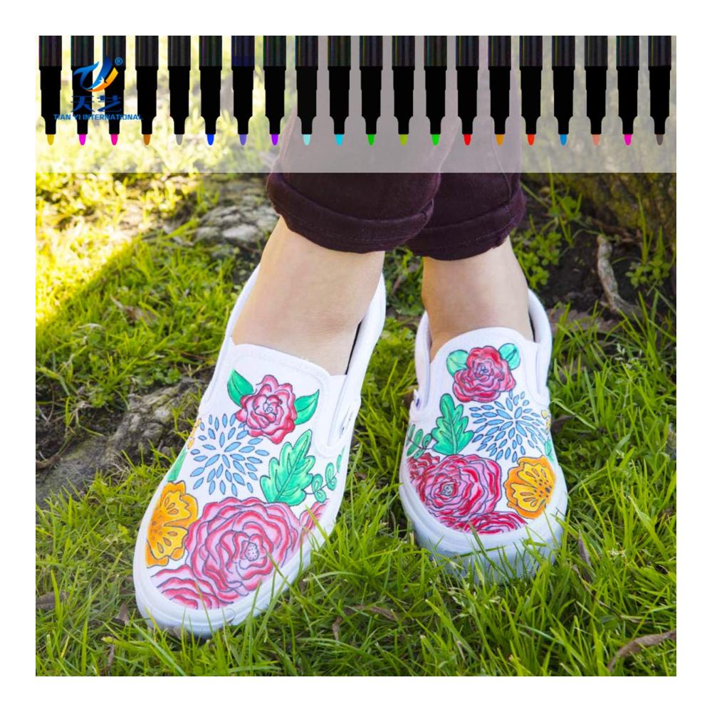 Stoffmalfarben Set 10 Farben Stoffstifte Permanent für Kleidung T-Shirts Leinwände & Taschen - Ideal für Kunstprojekte Basteln & Geschenke für Erwachsene und Kinder