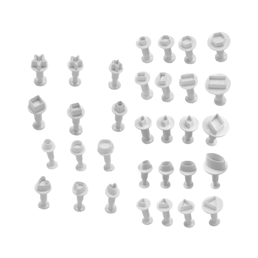 Entdecken Sie kreative Vielfalt 32 hochwertige Ausstechformen für DIY Schmuck Kekse und Gebäckbacken - Handgefertigtes Kunstzubehör für Polymer-Ton. Perfekte Formen für Ihre künstlerischen Meisterwerke