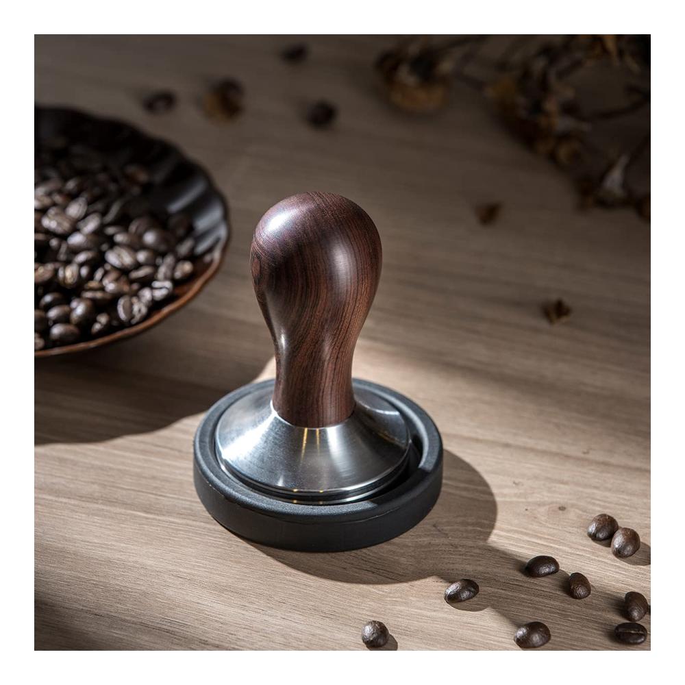 Espresso Tamper Set 51mm – Perfekter Kaffee mit hochwertigem Tamper! Barista Zubehör inklusive Tampermatte Edelstahl-Flachboden und stilvollem Holzgriff. Ideales Espresso Presswerkzeug für Espressomaschinen und Kaffeegenuss