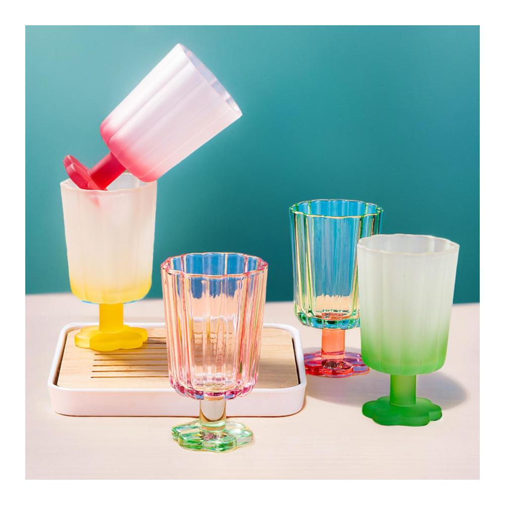 Entspannen Sie stilvoll Whiskeygläser Set für anspruchsvolle Genießer - Gekühlte Glasschalen in lebendigen Farben perfekt für Sommergenuss zu H