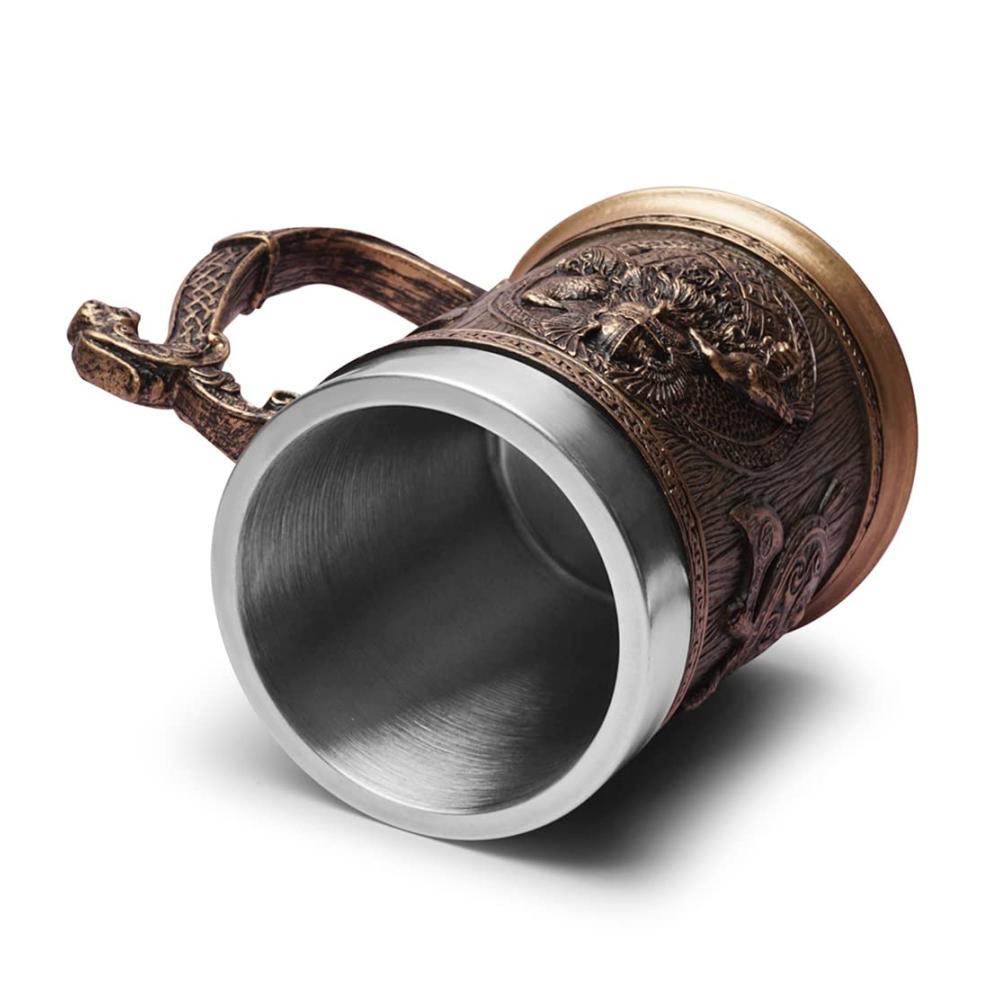 Rustikaler 3D Wikinger Krug Becher mit Thors Hammer Flaschenöffner - Handgefertigter Bierkrug für Männer - Perfektes Geschenk für Bierliebhaber und Vatertag - Odin inspirierte Bierkr