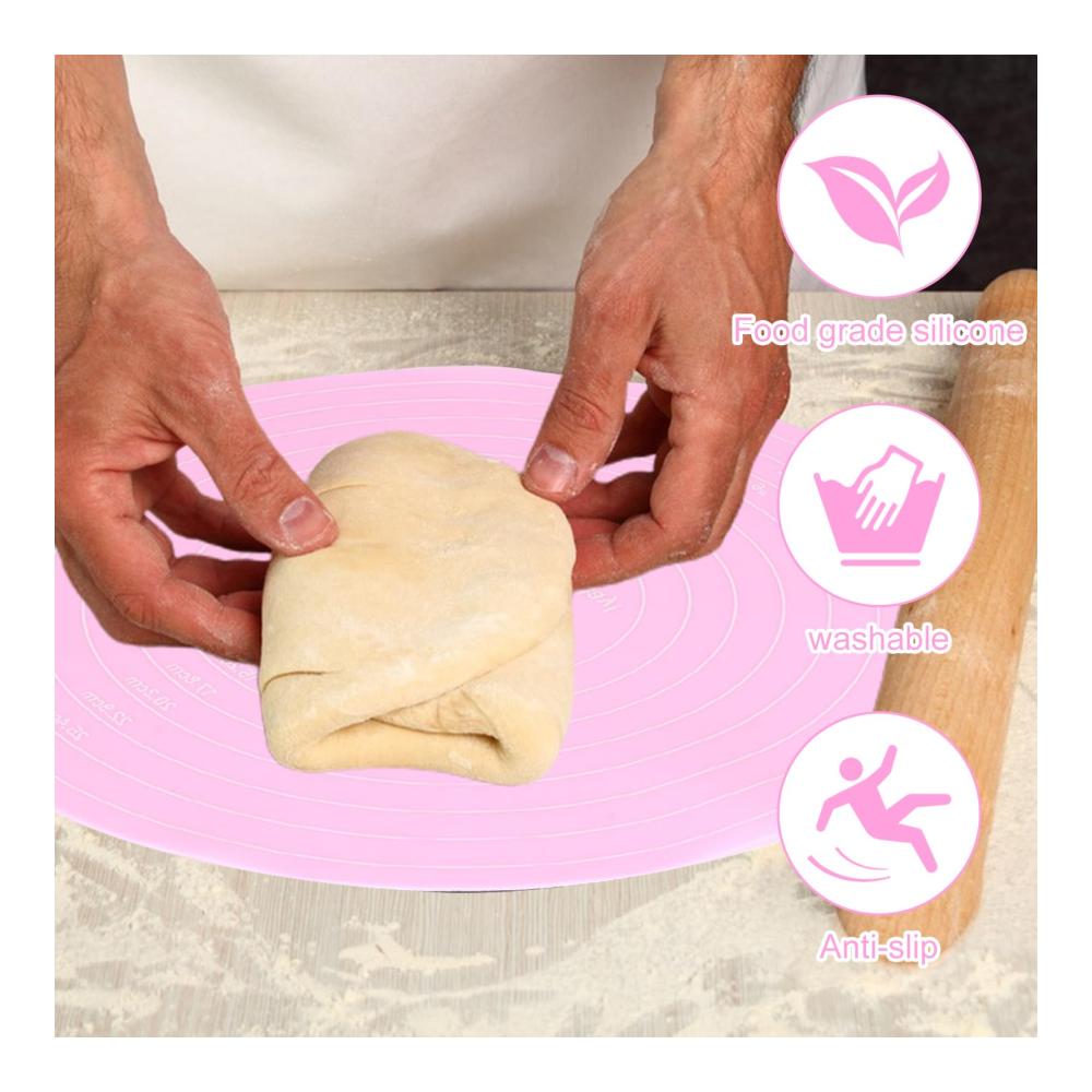 Entdecken Sie die Magie des Backens mit unseren 2 Stück Runden Silikon Backunterlagen! Non-Stick rutschfest und mit Skala für präzises Arbeiten. Ideal für Theken Ofen und Tortenkrusten. Backmatten die das Backen zum Vergnügen machen