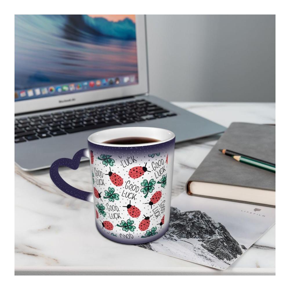 Entdecke den Zauber Farbwechsel-Tasse aus Keramik - Kaffeetassen & Becher mit Glücksmotiven wie Marienkäfer Klee und kreativem Sternenhimmel. Die magische Teetasse eignet sich perfekt als Urlaubs- oder Geburtstagsgeschenk für Männer und Frauen. Verblüffe deine Sinne mit diesem blauen Meisterwerk