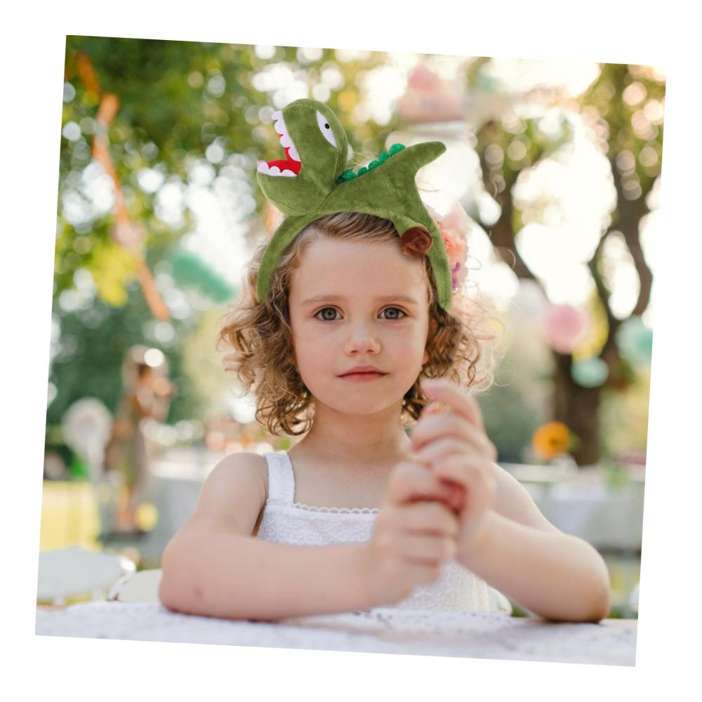 Entdecken Sie stilvolle Vielseitigkeit mit unserem Dinosaurier-Stirnband Haarbänder für Halloween schicke Kopfbedeckung für jeden Anlass! Perfekt für Make-up und mehr – Ihr praktisches Haarband mit tierischem Flair. Verleihen Sie Ihrem Look mit unserem Dinosaurier-Haarband einen einzigartigen Touch. Erobern Sie die Mode mit diesem trendigen Halloween-Haarreif. Ein Must-Have Ohr-Accessoire für alle Dinosaurierliebhaber