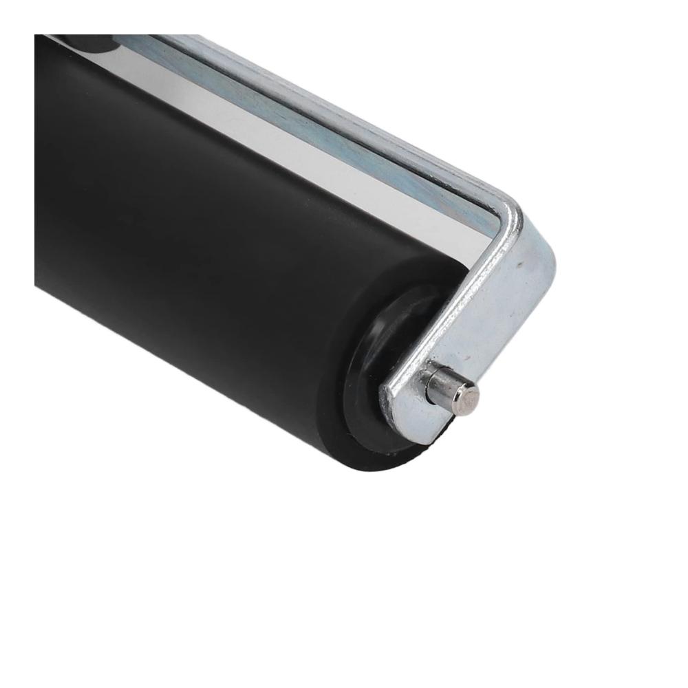 Entdecken Sie die Vielseitigkeit des Handrollers Gummiwalze Brayer-Walze 20 cm Länge für Druckgrafik Malerei und Basteln mit weichen Gummiwalzen und