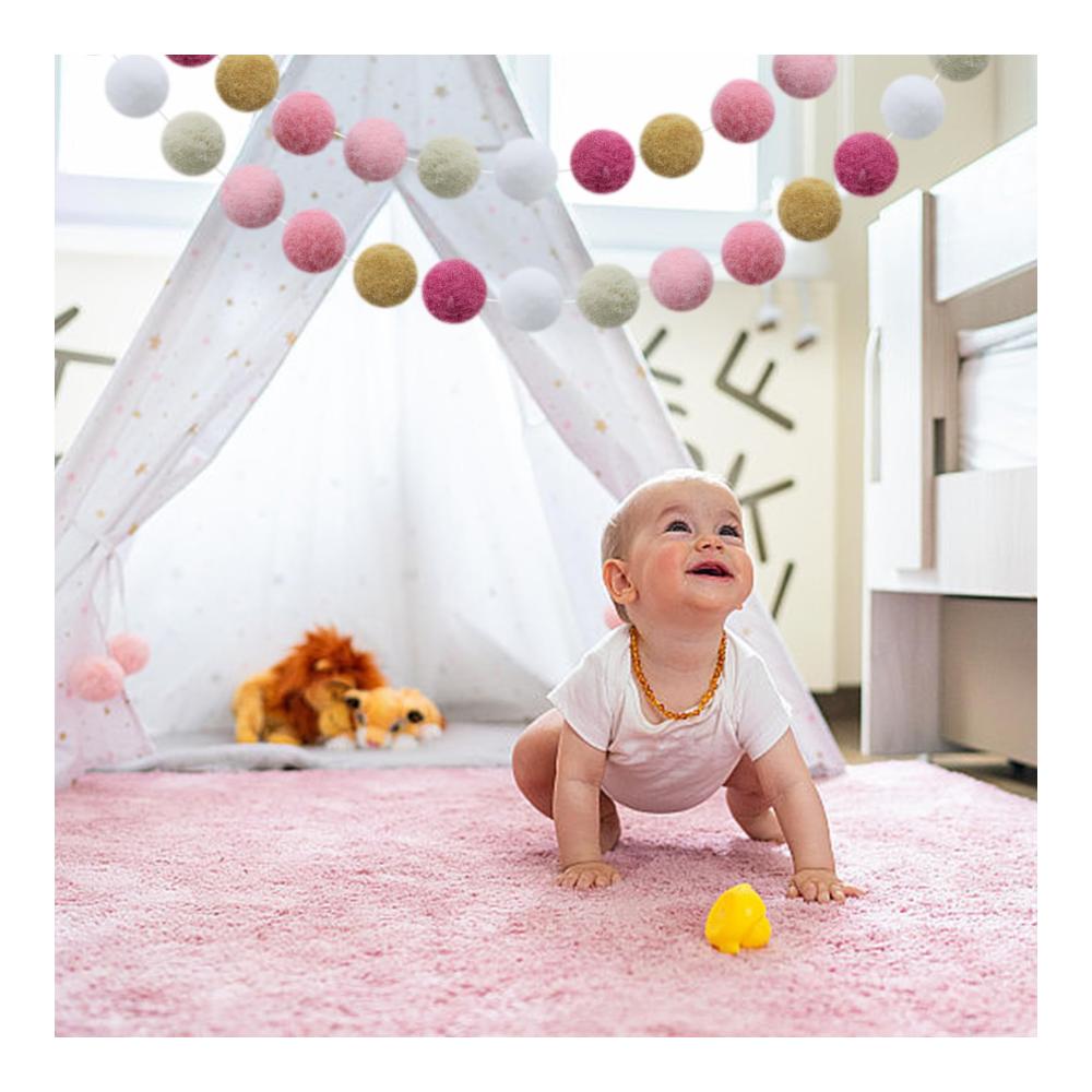 Bunte Seidenpompons Girlande - 3 Stück Filzball-Girlanden mit 90 bunten Filzkugeln - Dekorative Seidenpompon-Girlande für Kinderzimmer Partys & Feste - 196 Fuß Gesamtl