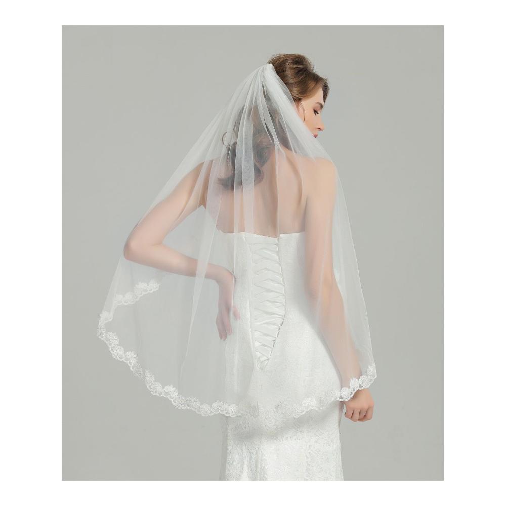 Eleganter Brautschleier aus weichem Tüll mit Spitzenborte und Metallkamm - Perfektes Accessoire für die Braut zur Hochzeit - Lang & Kurz in Weiß oder Ivory - 1 Schicht - V79