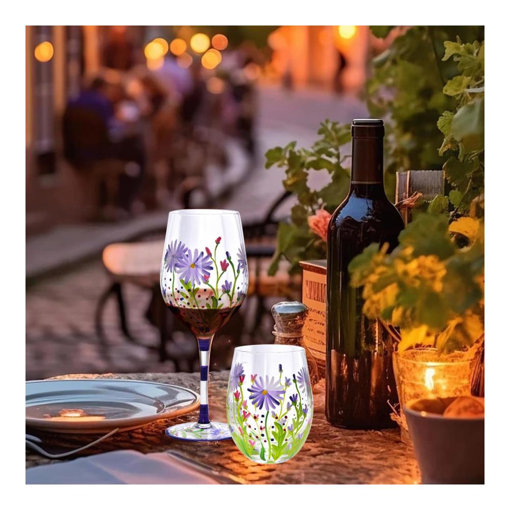 Exquisite Rotweingläser 560ml - Elegantes Blumenmuster | Hitzebeständige Lackierung | Personalisierbares Geschenk für besondere Anlässe wie Geburtstage Hochzeiten & Valentinstag