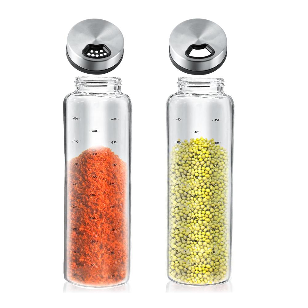 Entdecken Sie den Genuss 2er Set 500 ml Gewürzgläser aus hochwertigem Borosilikatglas mit praktischem Drehdeckel. Perfekte Gewürzstreuer für Küche Esszimmer Grill & Outdoor-Aktivitäten. Mit 3 verschiedenen Edelstahl-Gewürzlöchern für individuellen Geschmack. Frische und Vielfalt in jedem Bissen