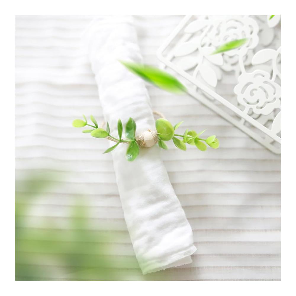 Elegante Tischakzente 4er Set Grüne Eukalyptus Blatt Serviettenringe – Perfekte Dekoration für Hochzeiten Partys und Abendessen – Stilvoll und praktisch