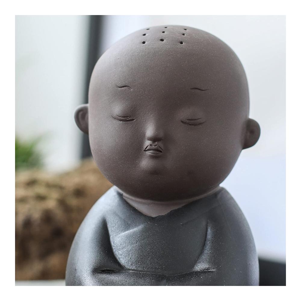 Exquisite Keramik Teetassen Set mit Mönch Figuren - Tee Abtropfschale Teefilter Porzellan Teegeschirr - Glücksbringer für losen Tee - Kungfu Tee Set Schwarz - Traditionelles Teeservice für Chinesischen und Japanischen Tee - Buddha inspiriert