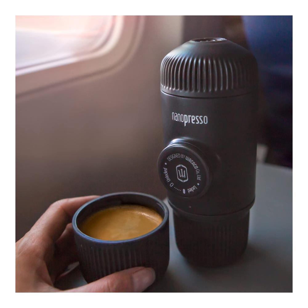 Nanopresso Tragbare Espressomaschine | 1-Tassen-Kaffeemaschinen | Aktualisierte Minipresso-Version | 18 bar Druck | Ideal für Camping & Reisen | Manuell betrieben | Kompakt & Leistungsstark