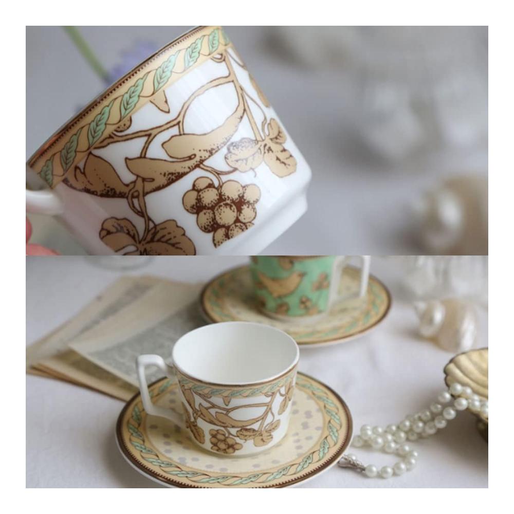 Entdecken Sie den Luxus 6-teiliges chinesisches Teetassen- & Untertassenset - Elegante Kaffeetasse mit Untertasse verziert mit Vogelmuster und goldenem Rand. Perfektes Geschenkset für exquisiten Genuss und stilvolle Momente. Gönnen Sie sich ein einzigartiges Teetr