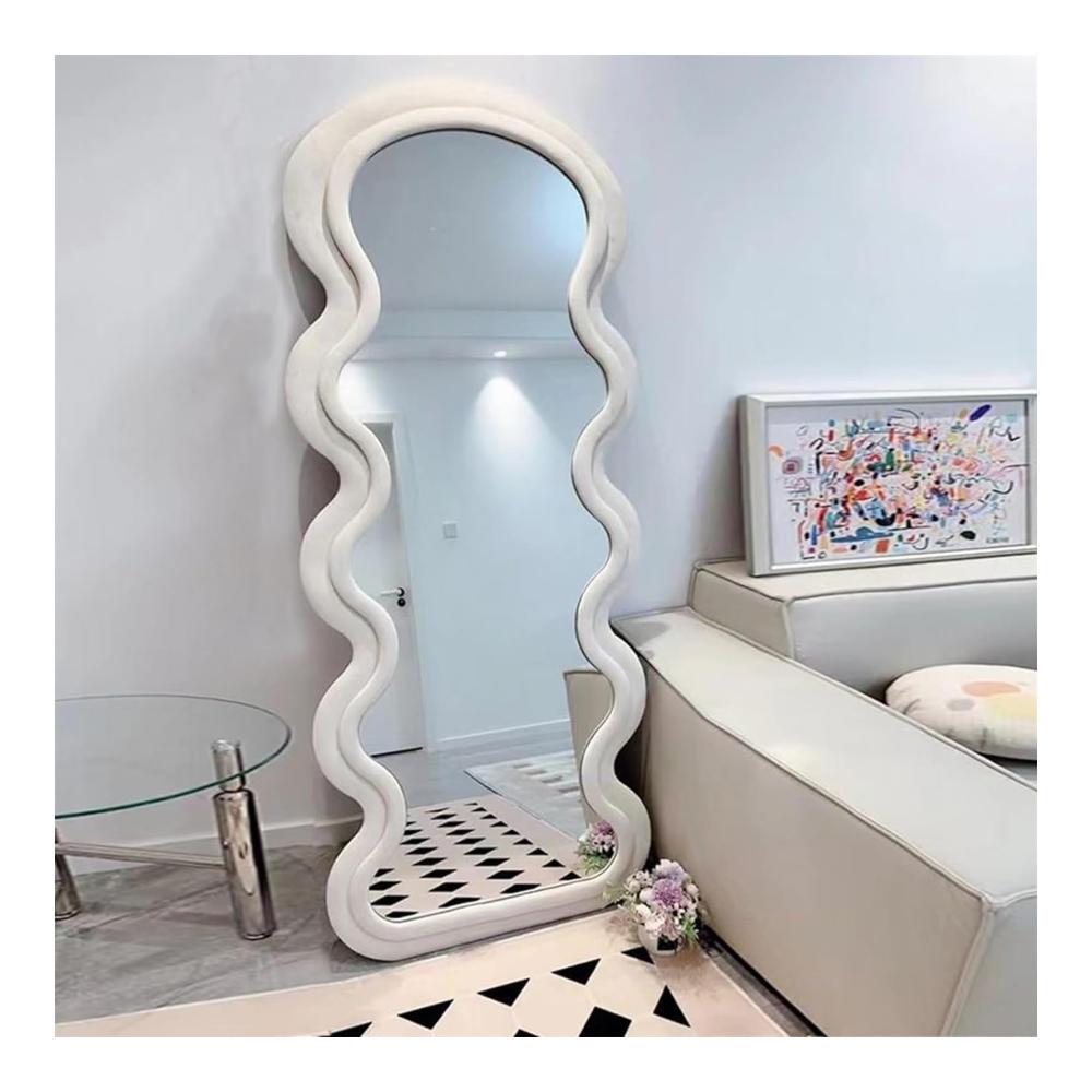 Eleganter Standspiegel mit gewelltem Design 160 x 60 cm großer Selfie-Spiegel zum Aufhängen oder Anlehnen an die Wand. Flanell umwickelter Holzrahmen in grüner Farbe für stilvolles Ambiente. Perfekt für Schlafzimmer Ankleidezimmer und mehr