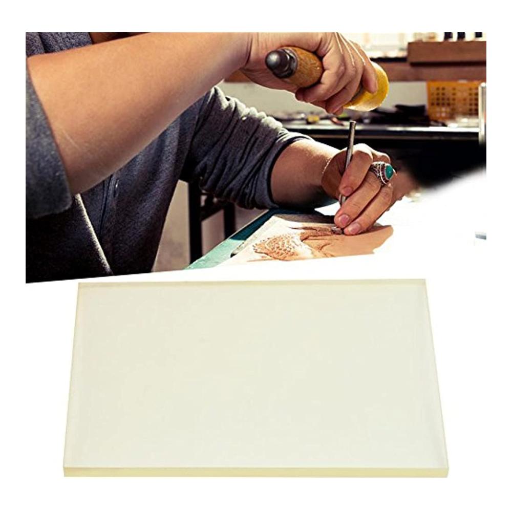 Entdecken Sie Präzision und Vielseitigkeit mit unseren hochwertigen Schneidematten - Perfekt für Lederhandwerk Stanzarbeiten DIY Handwerk und Nähen! Leder-Stempelmatte Gummi-Dämpferbrett Stanzmatte und mehr. Erleben Sie müheloses Schneiden und präzise Löcher