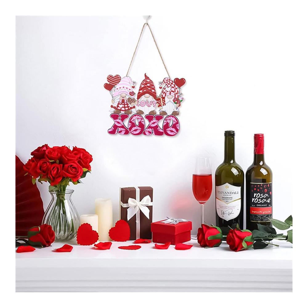Entzückendes Konfetti Herz Gnome Zwerg Anhänger für stilvolle Valentinstag Dekorationen – Einzigartiges Elfen Türschild Ornament mit Rudolph Charme und Liebe zum Detail