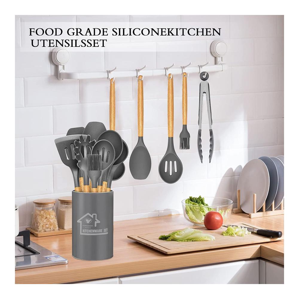 Entdecken Sie den ultimativen Pfannenwender 33-teiliges Silikon-Kochutensilien-Set mit hitzebeständigen Spateln Holzgriffen und Halterung. BPA-frei und ungiftig. Küchenhelfer in Grau