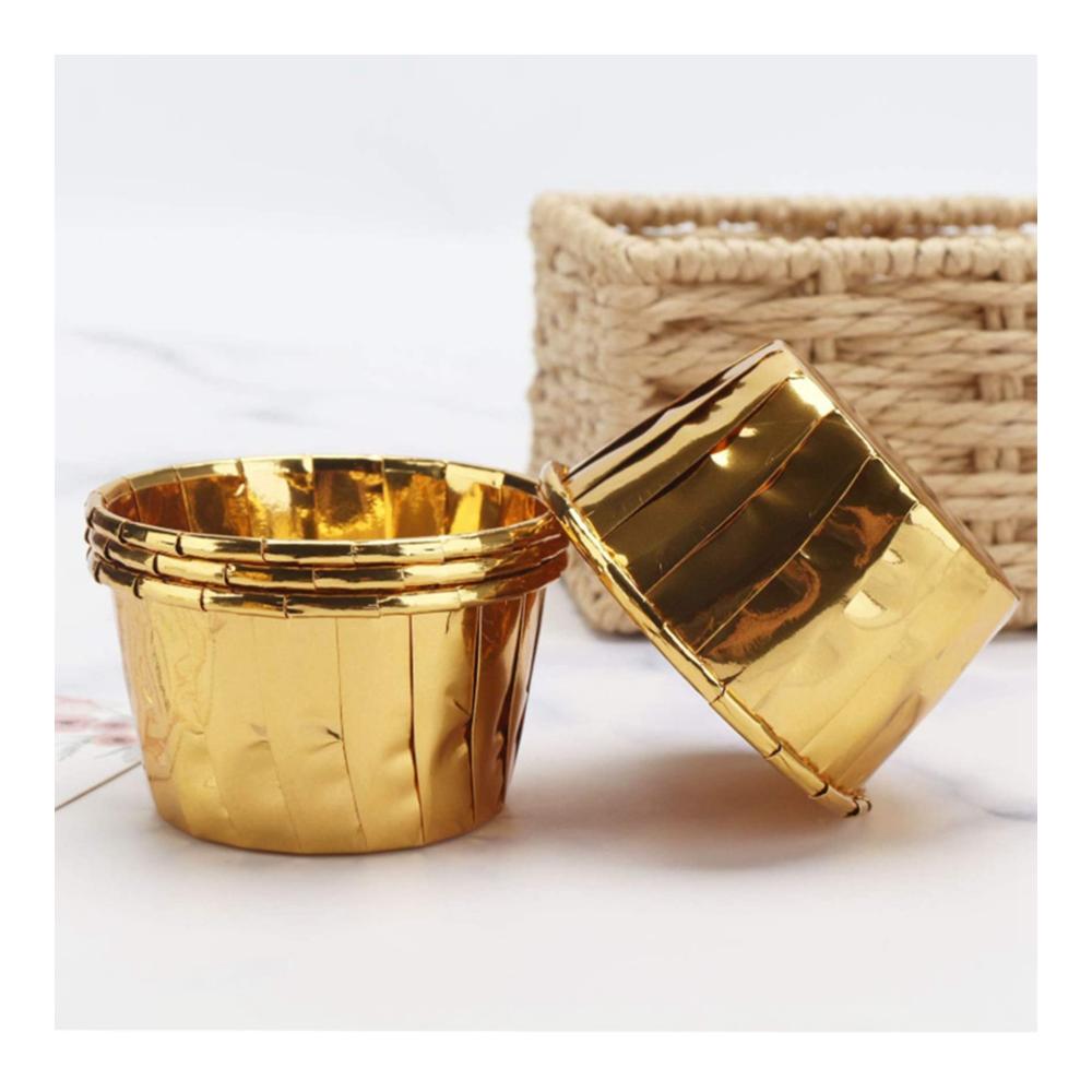 100 Einweg-Backbecher Goldfolie Cupcake-Förmchen Muffin Liner Partyzubehör Backformen für kleine Köstlichkeiten Pralinenhalter von YUMIN