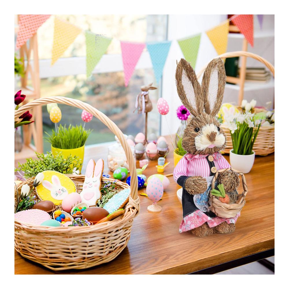 Entdecken Sie die Magie des Frühlings mit 2 bezaubernden Oster-Strohhasen-Figuren! Handgefertigt für Charme und Eleganz. Perfekt für Tischdekorationen Kunsthandwerk und Frühlingspartys im Garten. Niedliche Osterhasen die Ihr Zuhause in eine festliche Oase verwandeln! 🐰🌷 Osterdeko Frühlingskunst HandgefertigteFiguren