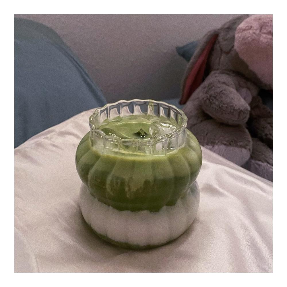 Genießen Sie jeden Schluck mit unseren bunten Wassergläsern für Kinder - Trinkgläser für Saft Milch und mehr | Mit Trinkhalmen und 2 Bechern für Mädchen | Ideal für Eiscreme und Pudding