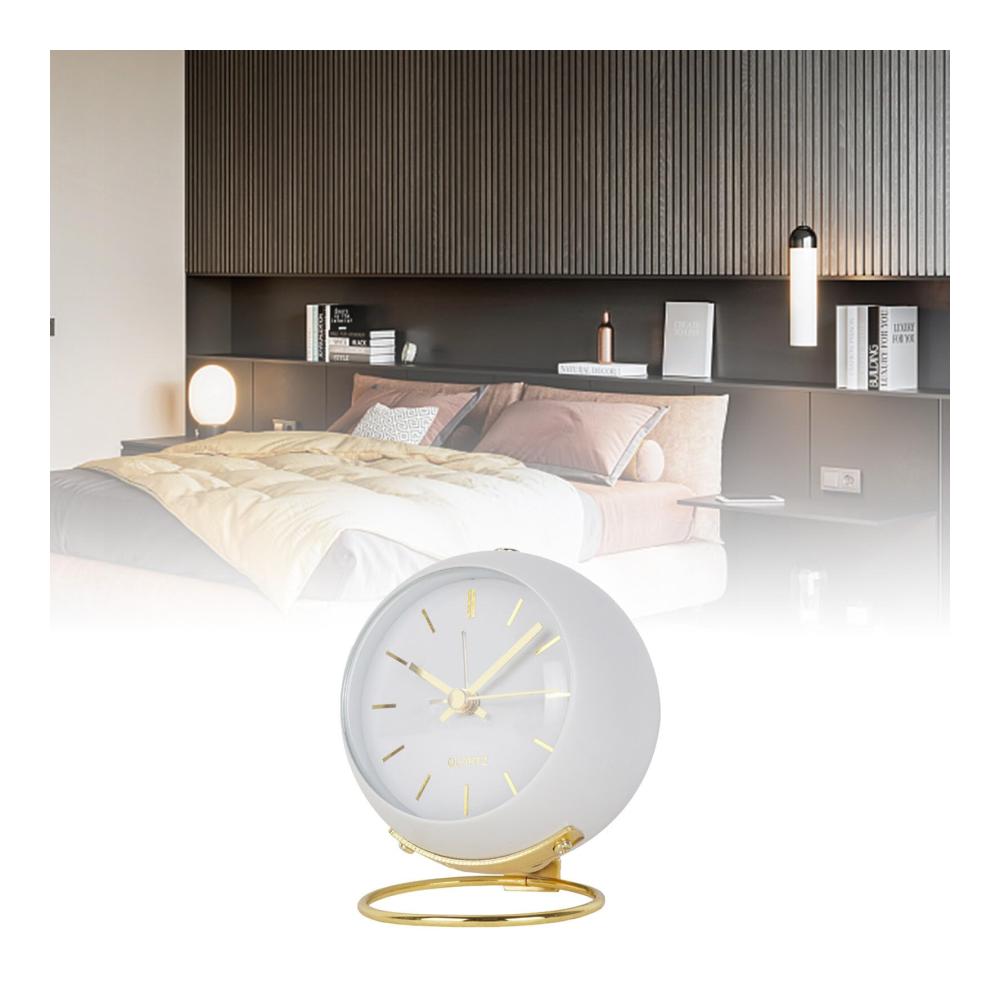Erleben Sie ruhige Nächte Moderne Wecker Tischuhr mit leiser Betriebsanzeige für Schlafzimmer & Büro. Geräuscharm und stilvoll tickend. Ein Must-Have für Ihren Nach