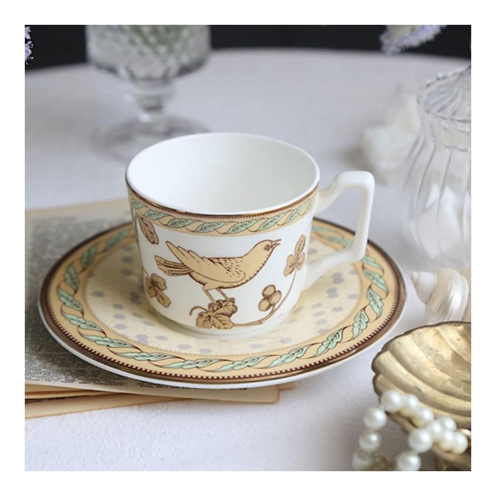 Entdecken Sie den Luxus 6-teiliges chinesisches Teetassen- & Untertassenset - Elegante Kaffeetasse mit Untertasse verziert mit Vogelmuster und goldenem Rand. Perfektes Geschenkset für exquisiten Genuss und stilvolle Momente. Gönnen Sie sich ein einzigartiges Teetr