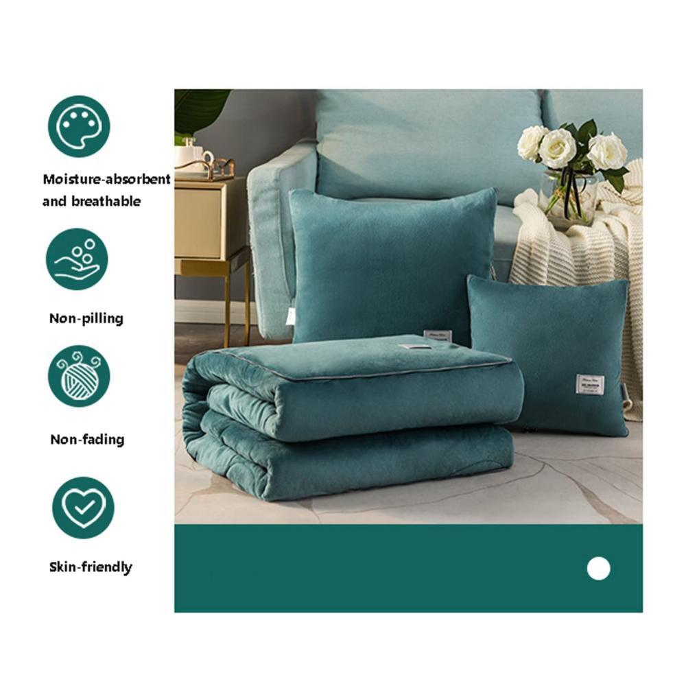 Entdecken Sie den Luxus Zierkissen Deluxe 2-in-1 Kissen und tragbare Decke für Auto Sofa und Bett - Kuscheliges Dekorationszubehör mühelos öffnen und entfalten mit Falt-Klimaanlage - Hochwertige PP-Baumwollsteppdecke in Light Blue Größe 50x50cm