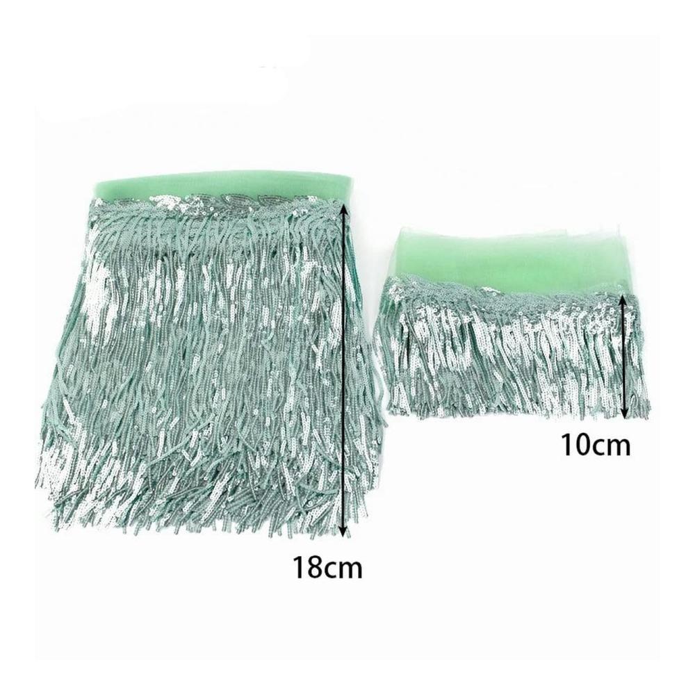 Entdecken Sie kreative Eleganz 1 Yard Fransen-Borten in 18 cm mit Pailletten für Kleidung Taschen und DIY-Dekoration. Exquisite Quastenbänder für individuelle Stilgestaltung. Verschönern Sie Ihr Projekt mit 15 Mintgrün. Nähen Sie mit Stil