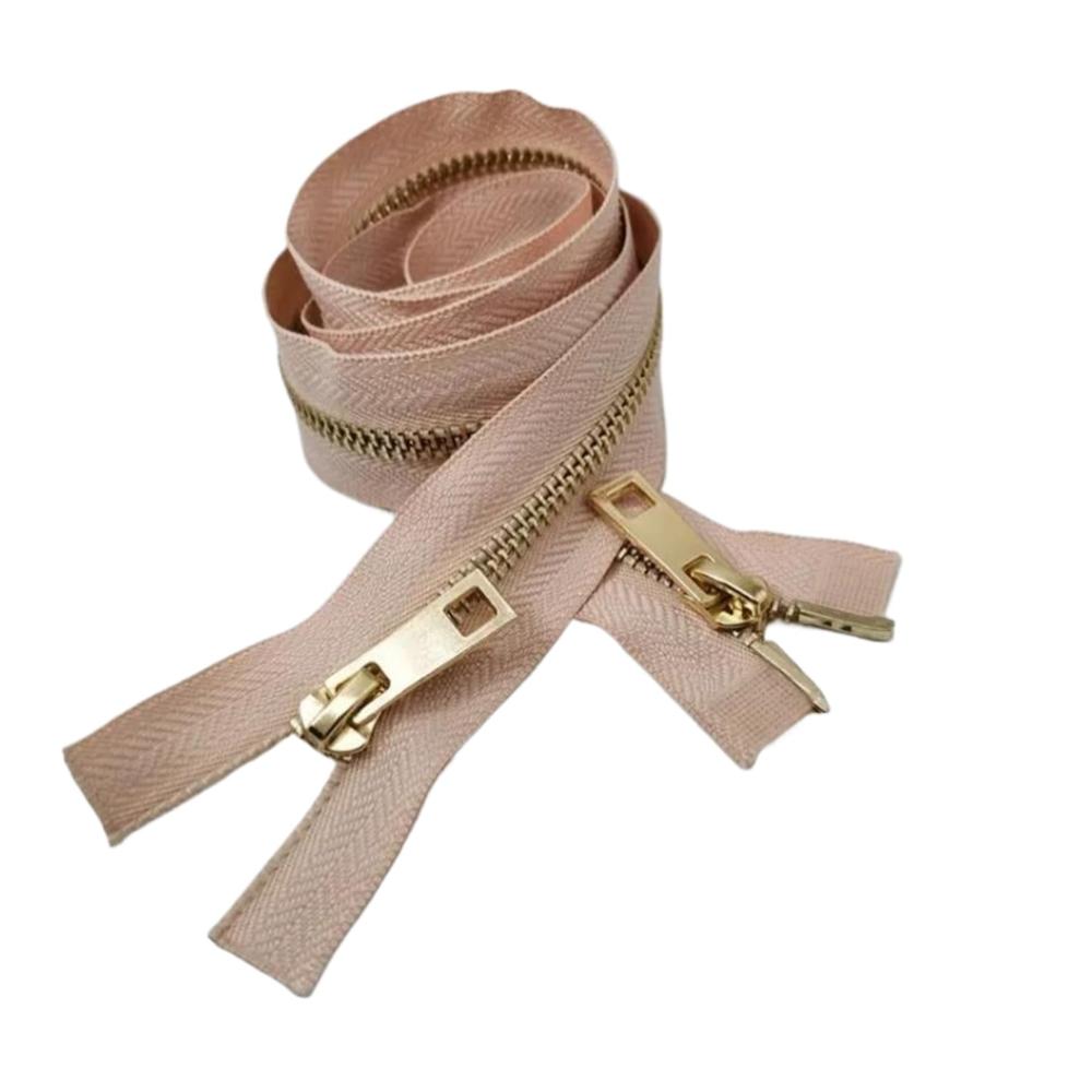 Entdecken Sie Qualität und Vielseitigkeit Auto-Lock Metallreißverschluss mit Doppelschieber - Hellgrau 5 80/100/120cm. Robust und leichtgängig für jede Anwendung. Perfekt für Kleidung Taschen und mehr