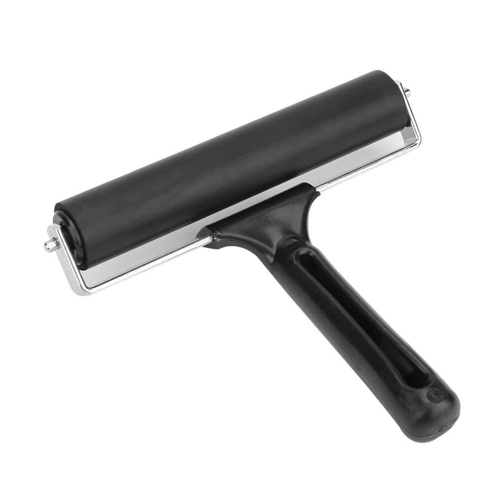 Entdecken Sie den handlichen Handroller für Kunst und Druckprojekte – 15 cm langer Gummiroller für Ölmalerei Druck und Stempelarbeiten – Ideal für Künstler und