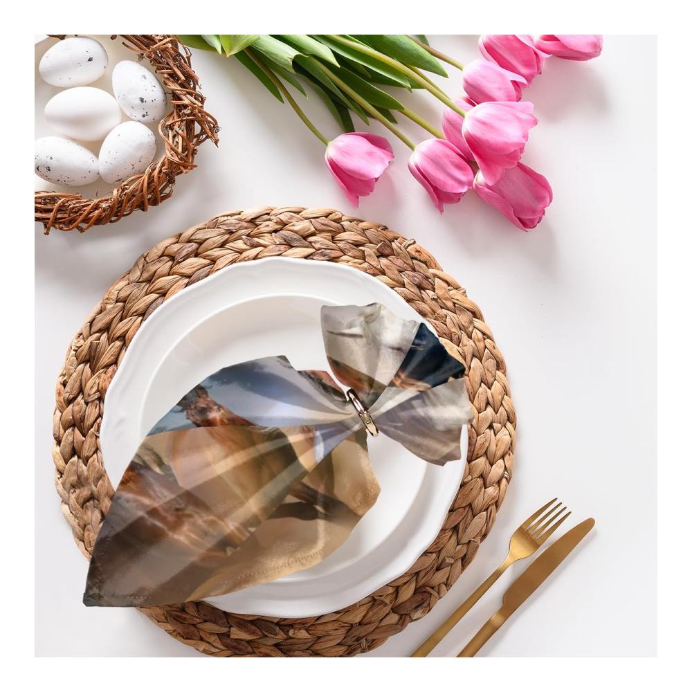 Entdecken Sie Eleganz Stoffservietten mit stylischen galoppierenden Pferden | Waschbar wiederverwendbar | Hochwertiges Polyester | Gesäumte Kanten für Zuhause Hochzeit Party Urlaub | 508 x 508 cm | Dekorative Tischservietten für anspruchsvolle Dekoration