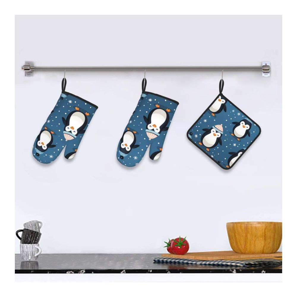 Kuschelige Ofenhandschuhe mit niedlichem Pinguin & Schneeflocken Design | Wasserdichtes Set mit 3 Handschuhen für Backen Grillen & Mikrowelle | Hitzebeständige Küchenhandschuhe für maximalen Schutz