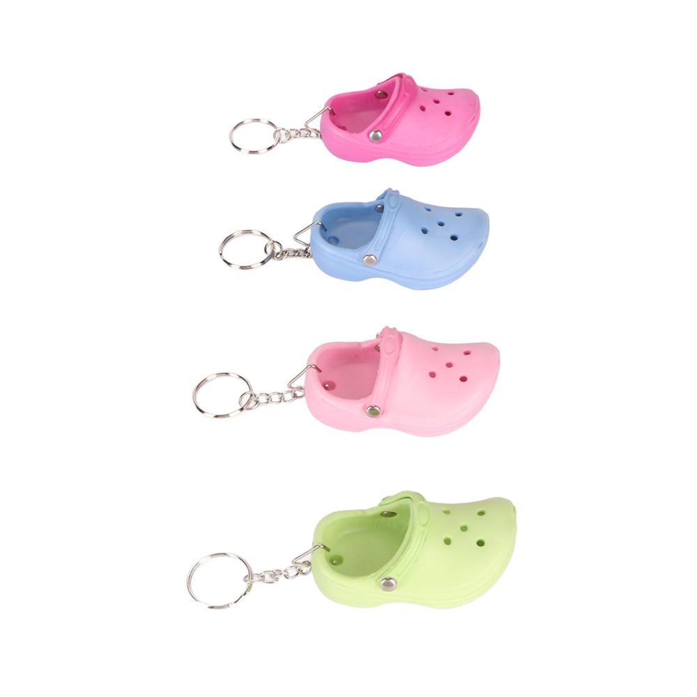 20 Stück bunte Ringel-Slipper-Schlüsselanhänger aus weichem Silikon | Süße Sandalen-Anhänger für Mädchen und Jungen | Dekorative Loch-Dekoration in 4 Far