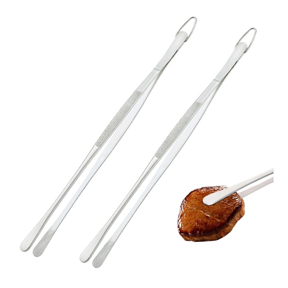 Entdecken Sie Perfektion beim Kochen mit unserer hochwertigen Zangenkollektion - Präzisionszangen mit gezackten Spitzen 32 cm Länge ideal für Grillen Beschichten und Servieren. Hergestellt aus rostfreiem Edelstahl inklusive praktischem Haken. Profi-Kochpinzetten für kulinarische Meisterwerke